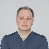 Довгаль Денис Александрович, ортопед