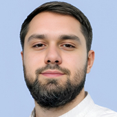 Демиров Селим Маратович, стоматолог-хирург