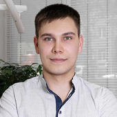 Галанский Роман Александрович, стоматолог-терапевт