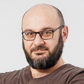 Хаткутов Андзор Аниуарович, стоматолог-терапевт