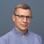 Симонин Дмитрий Геннадьевич, стоматолог-терапевт