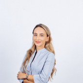 Морозова Евгения Юрьевна, стоматолог-терапевт