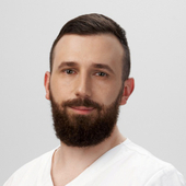 Зыков Павел Вячеславович, пародонтолог