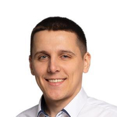 Ганюков Максим Алексеевич, ортопед