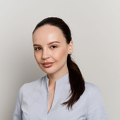 Фролова Яна Алексеевна, врач-косметолог