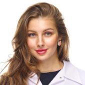 Попова Вероника Евгеньевна, онколог