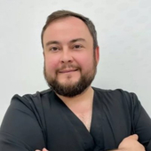 Немна Александр Григорьевич, пластический хирург