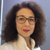 Третьякова Анна Владимировна, офтальмолог-хирург