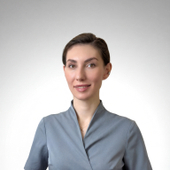 Садовникова Александра Максимовна, стоматолог-ортопед