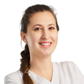 Сорокоумова (Селютина) Алиса Андреевна, стоматолог-терапевт