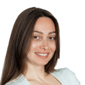 Махарадзе Нино Тариеловна, стоматолог-терапевт