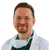 Поляков Роман Сергеевич, эндоваскулярный хирург