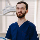 Бамматов Арсен Джапарович, стоматолог-терапевт