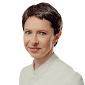 Логинова Анна Петровна, стоматолог-терапевт