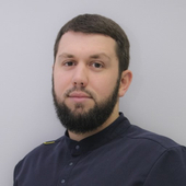 Гасанбеков Аслан Эсбуллаевич, стоматолог-хирург