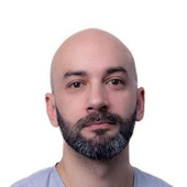 Урусов Рустам Исмаилович, стоматолог-хирург