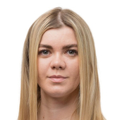 Глухова Дина Фаритовна, стоматолог-терапевт