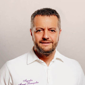 Акулович Андрей Викторович, стоматолог-терапевт