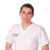 Марков Виталий Юрьевич, стоматолог-терапевт