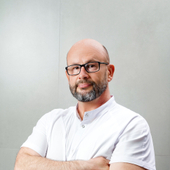 Терехов Виктор Анатольевич, стоматолог-терапевт