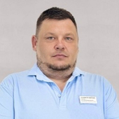 Глазков Евгений Владимирович, стоматолог-хирург