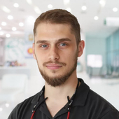 Ковалев Владимир Максимович, стоматолог-терапевт