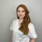 Голыжбина Яна Владиславовна, стоматолог-хирург