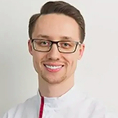 Спиридонов Глеб Валерьевич, стоматолог-хирург