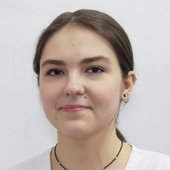 Староверова Алена Владиславовна, стоматолог-терапевт