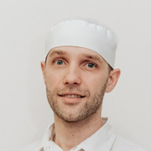 Паутов Данил Евгеньевич, стоматолог-терапевт