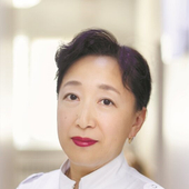 Угай Наталья Андреевна, офтальмолог-хирург