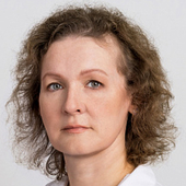 Изюмова Нина Олеговна, массажист