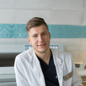 Дюков Дмитрий Сергеевич, стоматолог-хирург