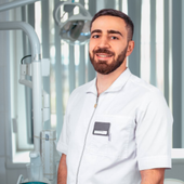 Качаев Омаркадыр Абусупиянович, стоматолог-терапевт