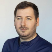 Ковшов Максим Романович, ортопед