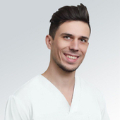 Усов Сергей Александрович, стоматолог-хирург