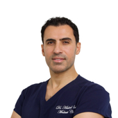 Омар Халед Мохамад, пластический хирург