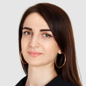 Погосян Арус Агвановна, стоматолог-терапевт