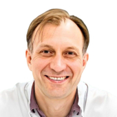 Шкутин Максим Владимирович, вертебролог