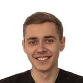 Астахов Виктор Евгеньевич, стоматолог-терапевт