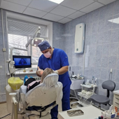 Зайцев Денис Петрович, стоматолог-хирург