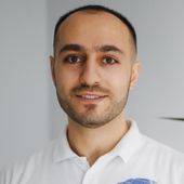 Бадалян Авак Арменович, стоматолог-хирург