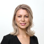 Ниязова Анна Робертовна, стоматолог-терапевт