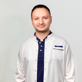 Аревин Артём Гарриевич, уролог