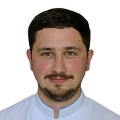 Артёмов Артём Алексеевич, стоматолог-хирург