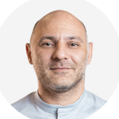 Чальян Аркадий Леонидович, стоматолог-ортопед