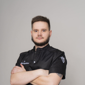 Долгушов Глеб Георгиевич, стоматолог-терапевт