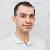 Саргсян Артём Азатович, стоматолог-хирург