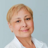 Смагина Елена Олеговна, стоматолог-терапевт