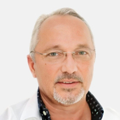 Драган Креврошиц, хирург